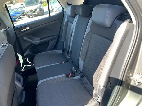 VW T-CROSS (13/27)