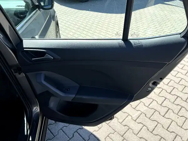 VW T-CROSS (14/27)