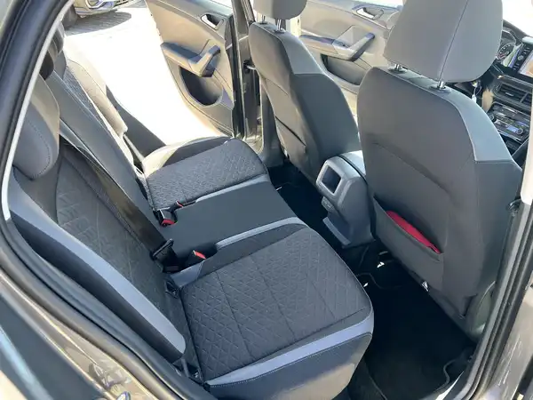 VW T-CROSS (15/27)