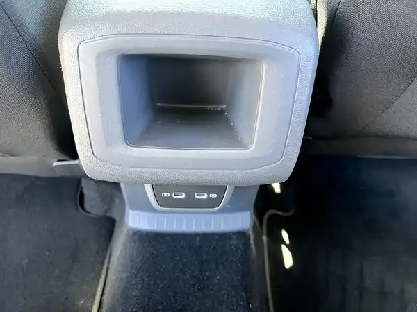 VW T-CROSS (17/27)