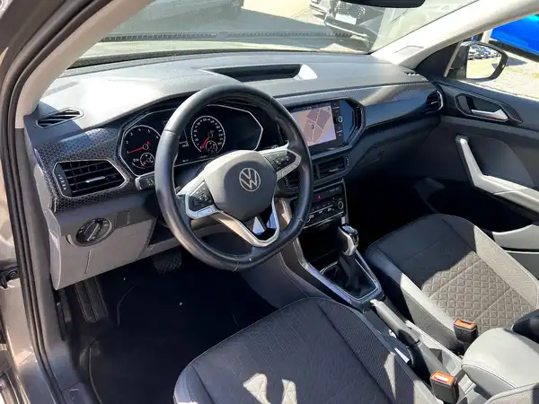 VW T-CROSS (9/27)