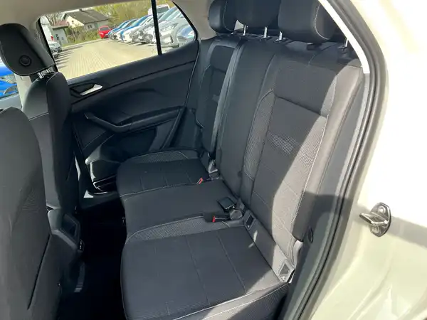 VW T-CROSS (13/27)
