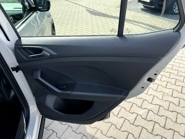 VW T-CROSS (14/27)