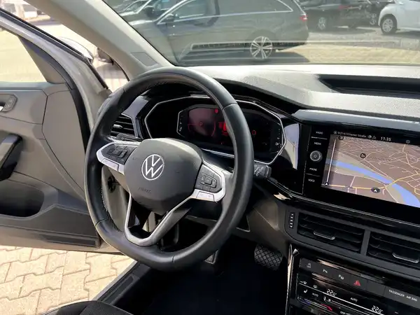 VW T-CROSS (26/27)