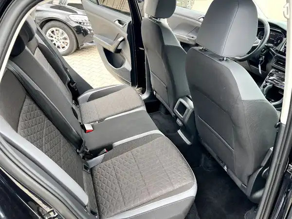 VW T-CROSS (15/27)