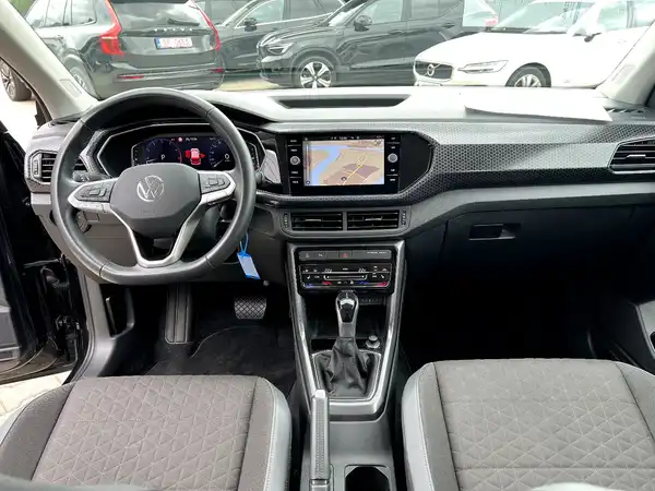VW T-CROSS (18/27)