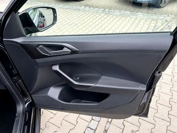 VW T-CROSS (20/27)