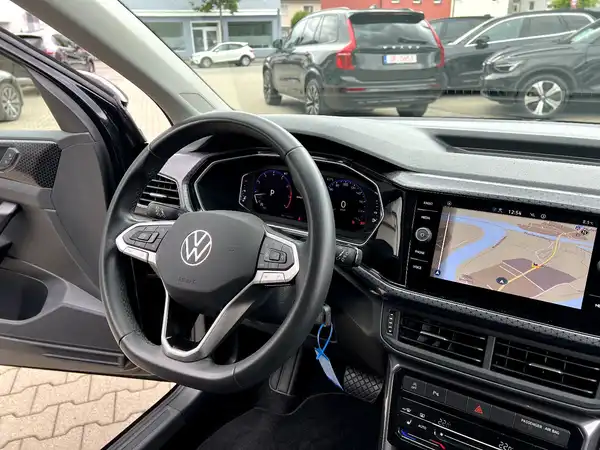 VW T-CROSS (26/27)