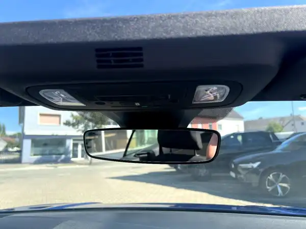 VW T-ROC CABRIOLET (22/22)