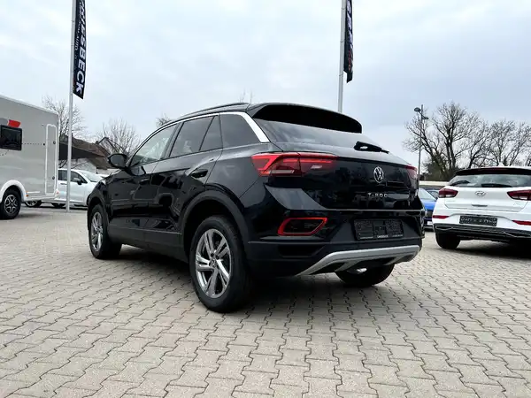 VW T-ROC (2/28)