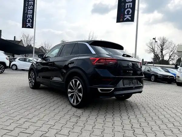 VW T-ROC (2/28)