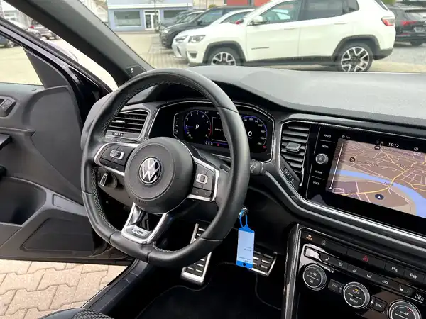 VW T-ROC (27/28)