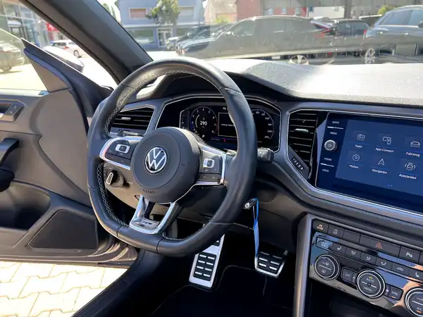 VW T-ROC CABRIOLET (21/22)