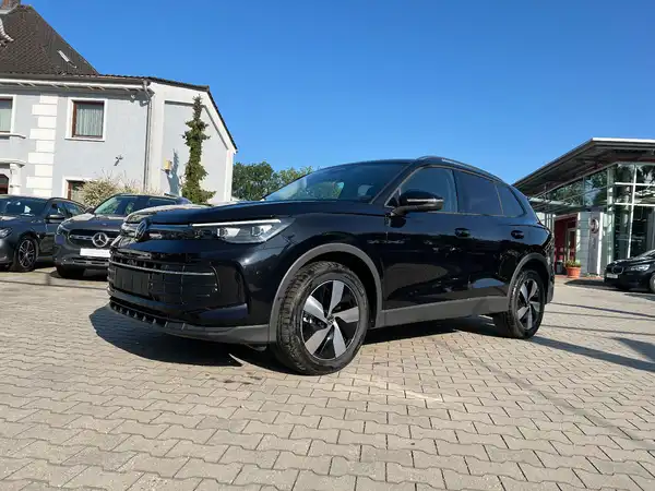 VW TIGUAN (1/28)