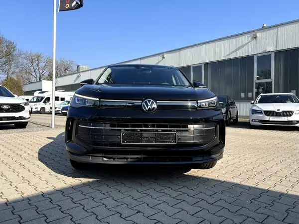 VW TIGUAN (6/29)