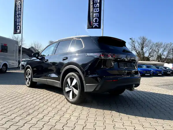VW TIGUAN (2/29)
