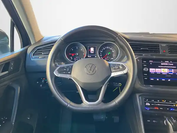 VW TIGUAN (10/20)