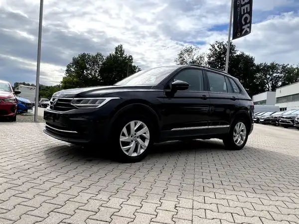 VW TIGUAN (1/28)