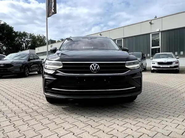 VW TIGUAN (6/28)