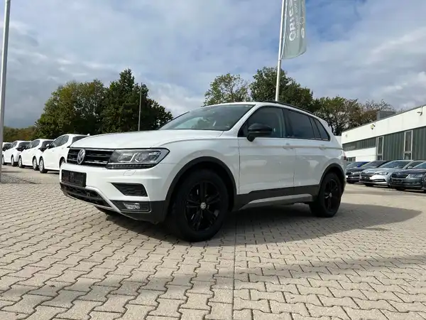 VW TIGUAN (1/26)