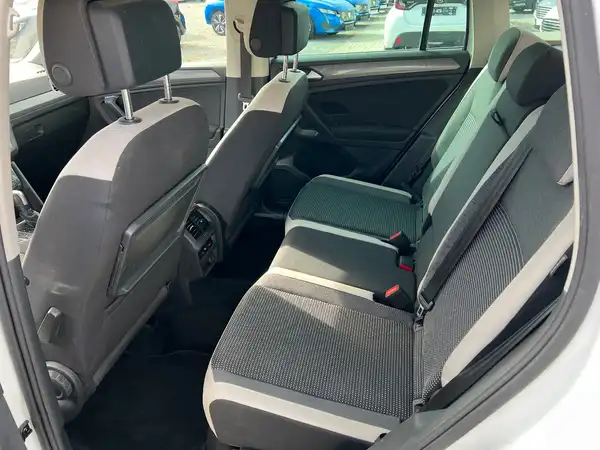 VW TIGUAN (12/26)