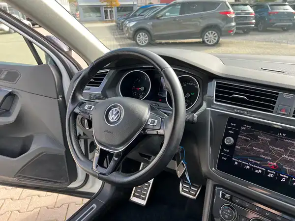 VW TIGUAN (26/26)