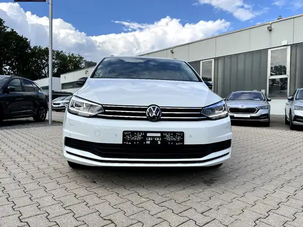 VW TOURAN (5/29)