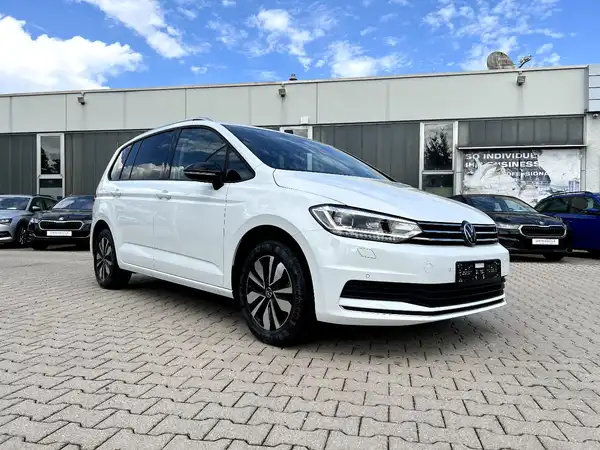 VW TOURAN (6/29)