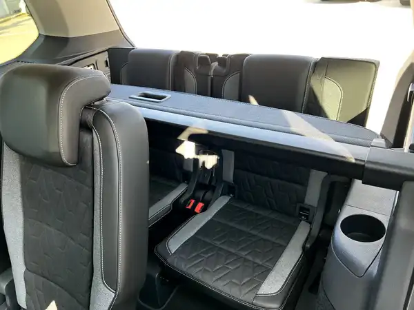 VW TOURAN (14/30)