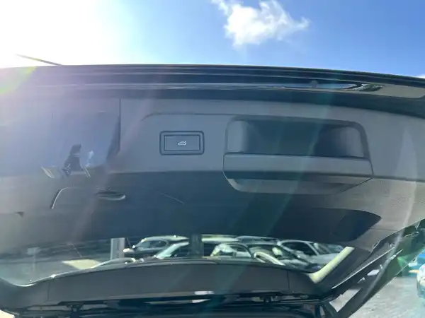 VW TOURAN (8/30)