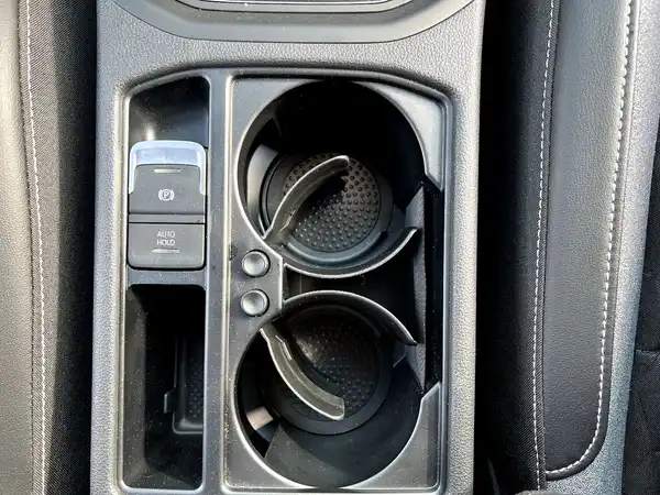 VW TOURAN (23/28)