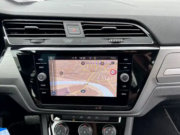 VW TOURAN (25/27)