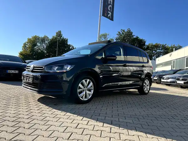 VW TOURAN (1/29)
