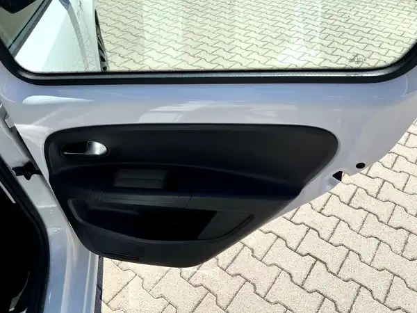 VW UP! (15/27)