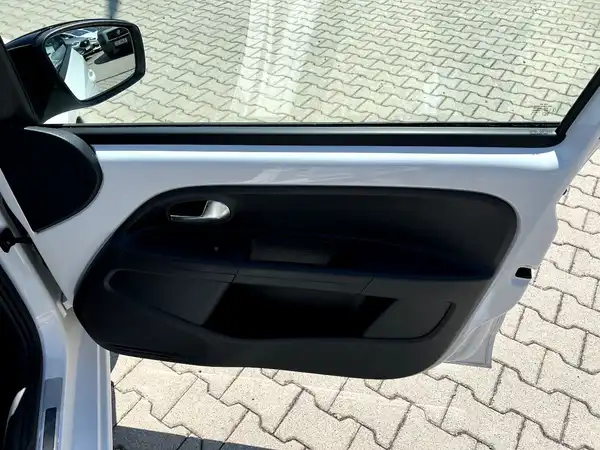 VW UP! (20/27)