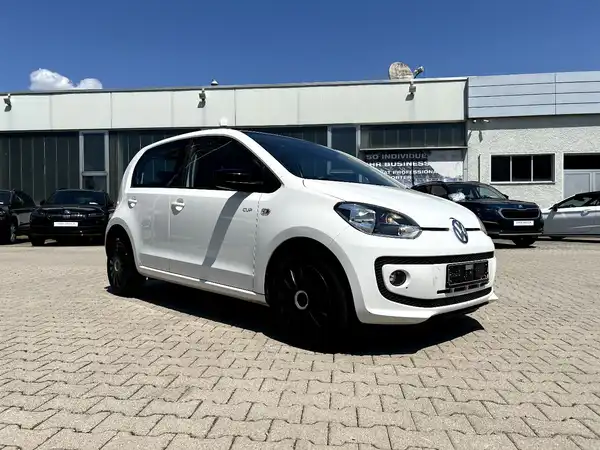 VW UP! (5/27)
